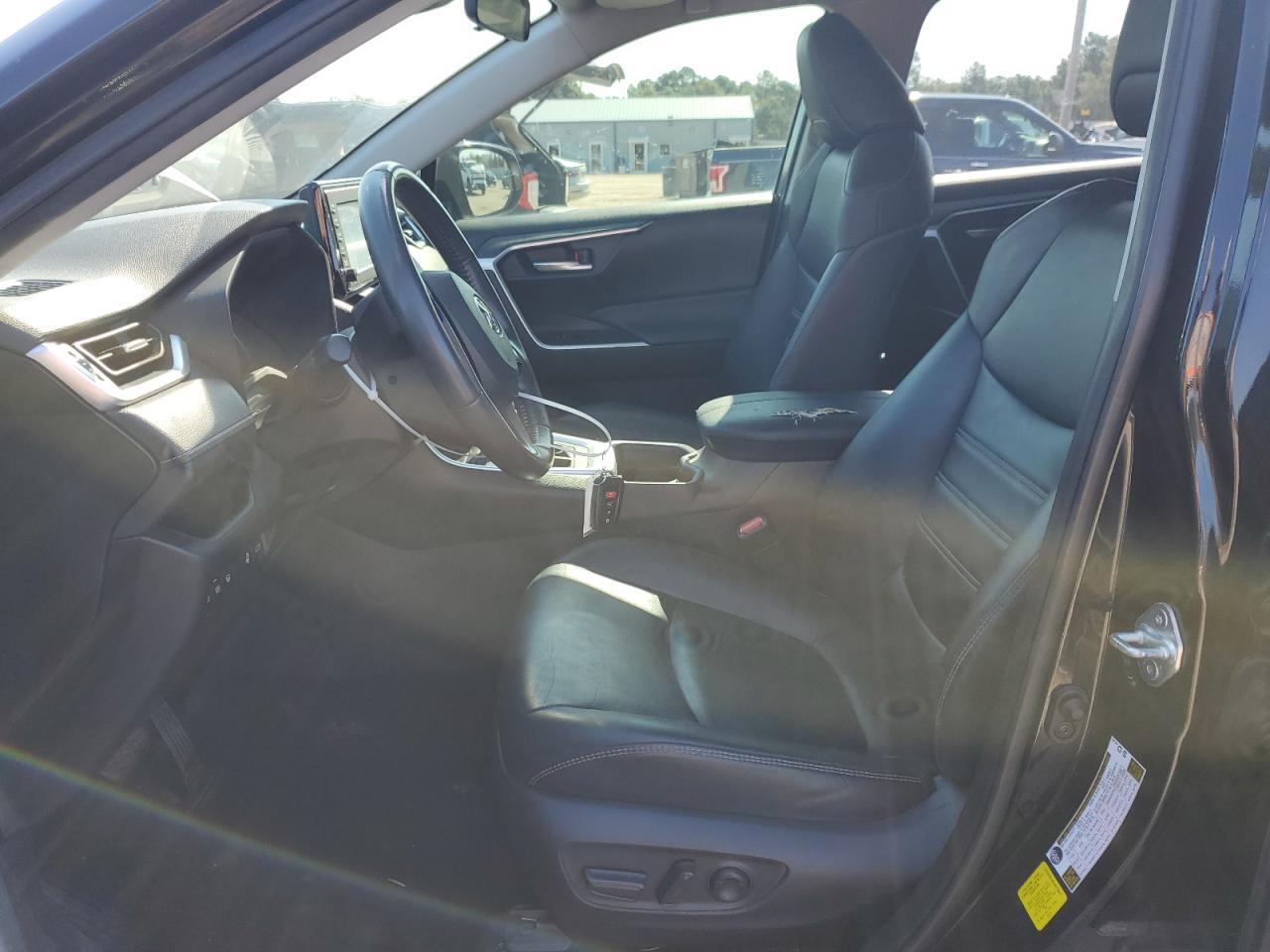 2020 Toyota Rav4 Xle Premium - Image 7