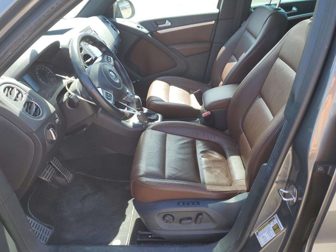 2013 Volkswagen Tiguan S - Image 7