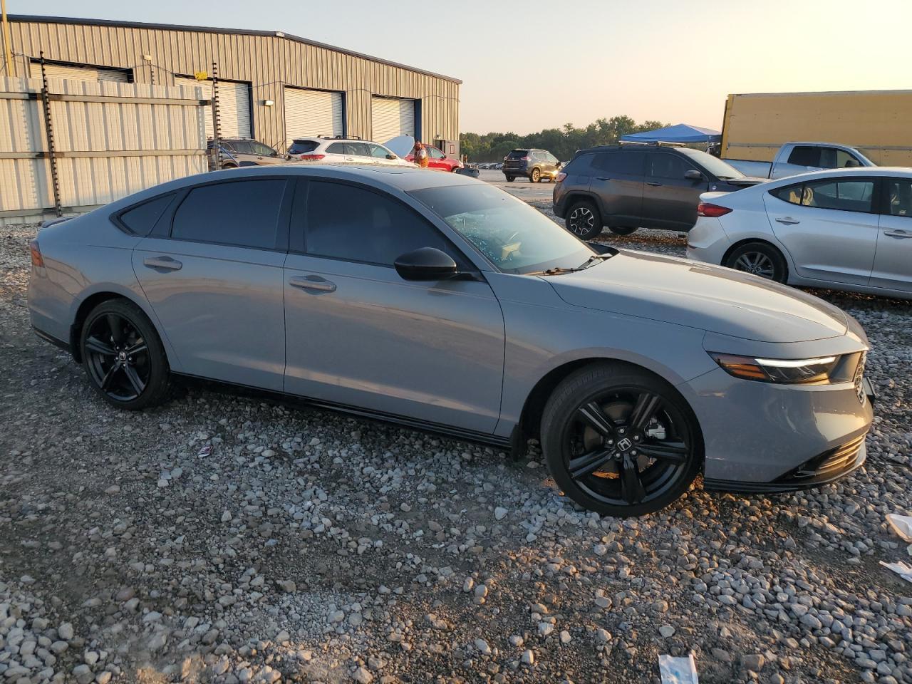 2024 Honda Accord Hybrid Sport-L - Фото 4