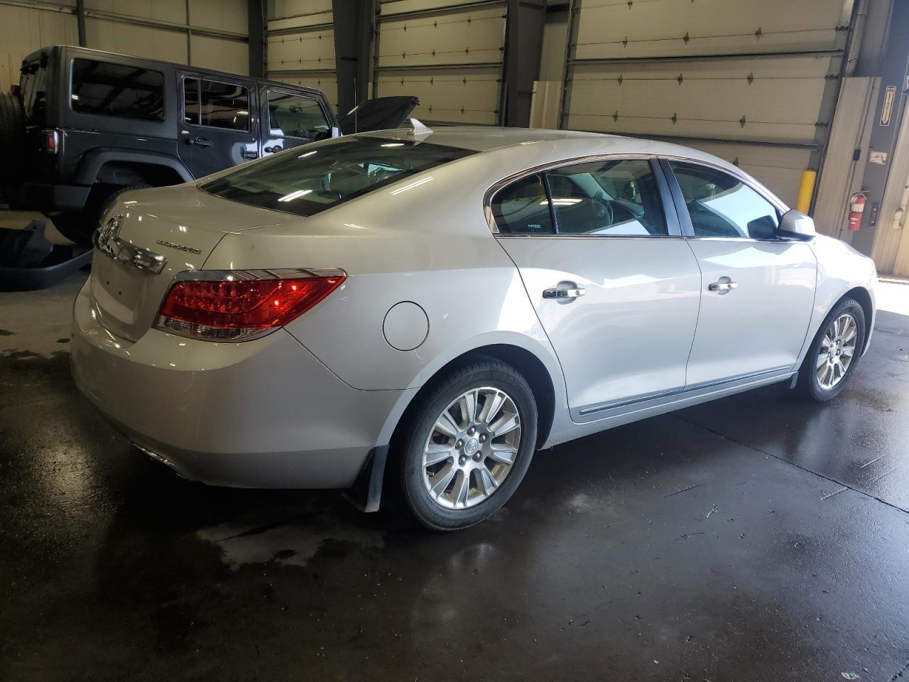 2012 Buick Lacrosse Convenience - Фото 3