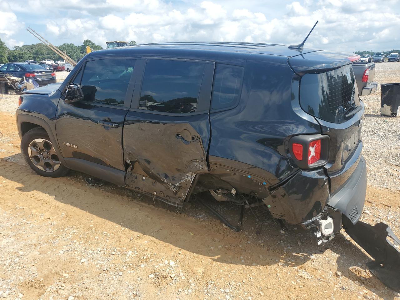 2016 Jeep Renegade Sport - Image 2