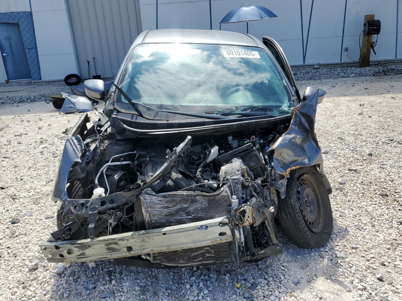 2019 Nissan Versa S - Фото 5