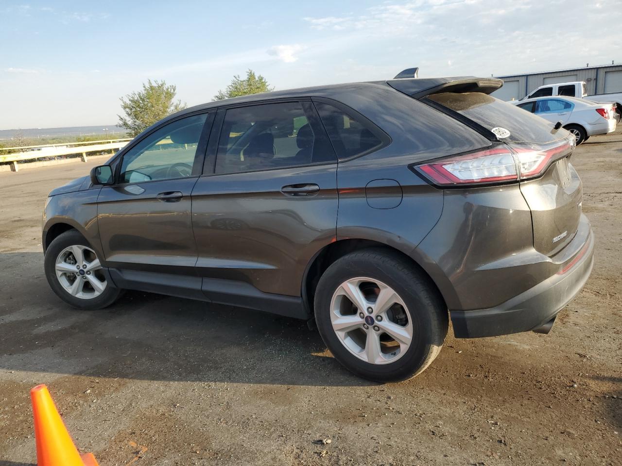 2018 Ford Edge Se - Фото 2