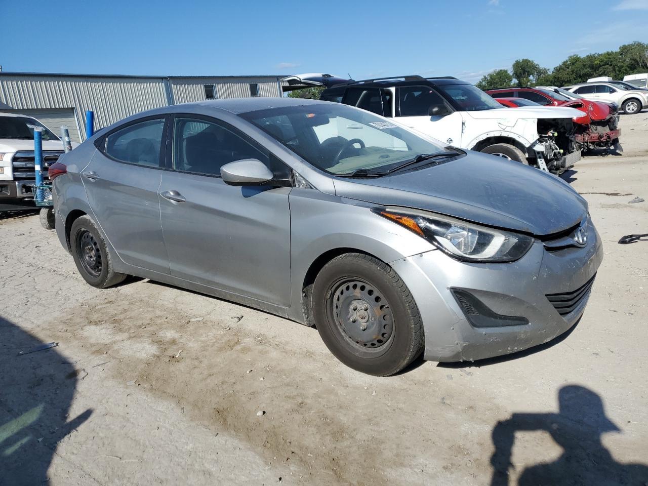 2016 Hyundai Elantra Se - Фото 4