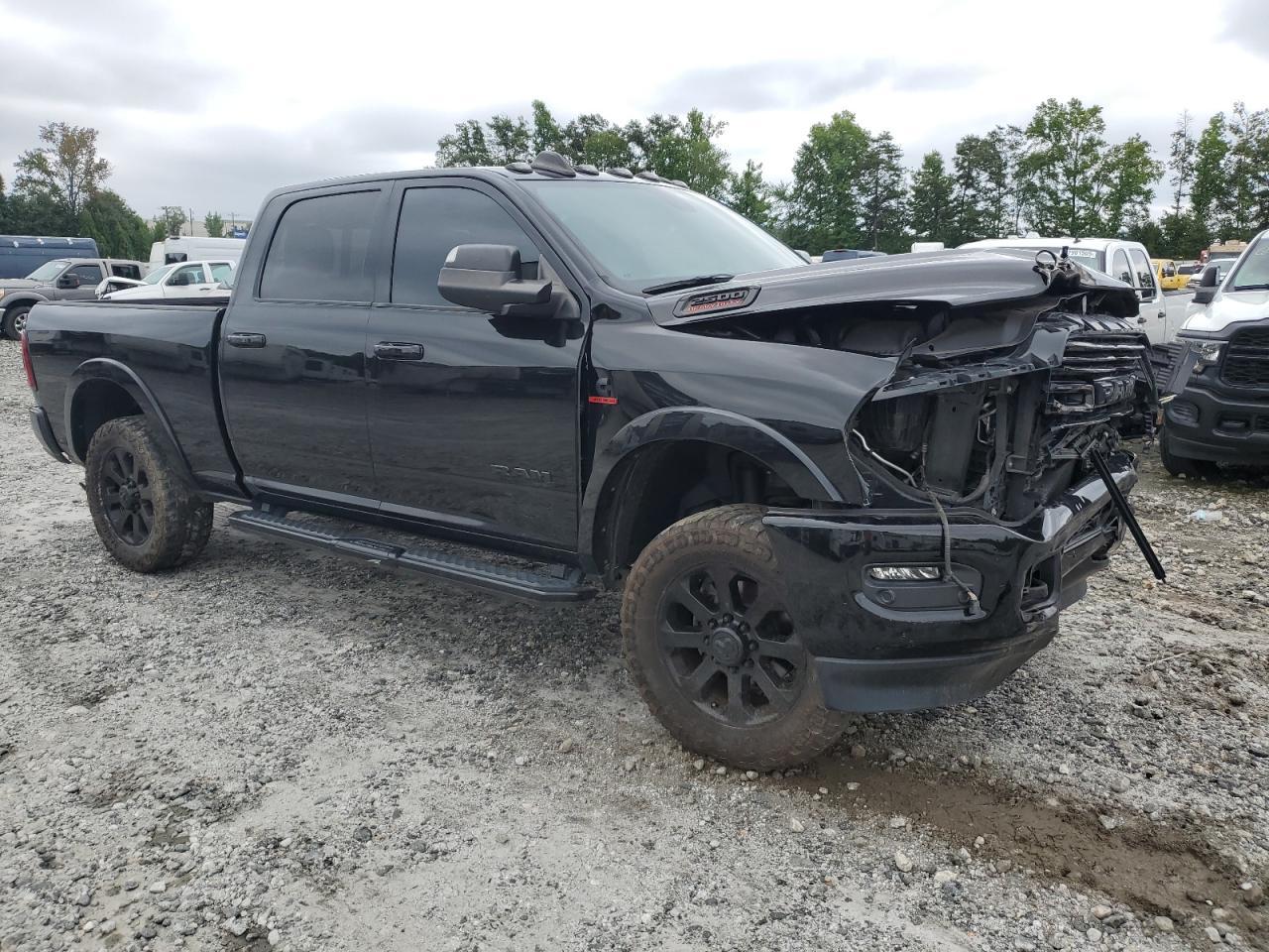 2022 Ram 2500 Laramie - Фото 4