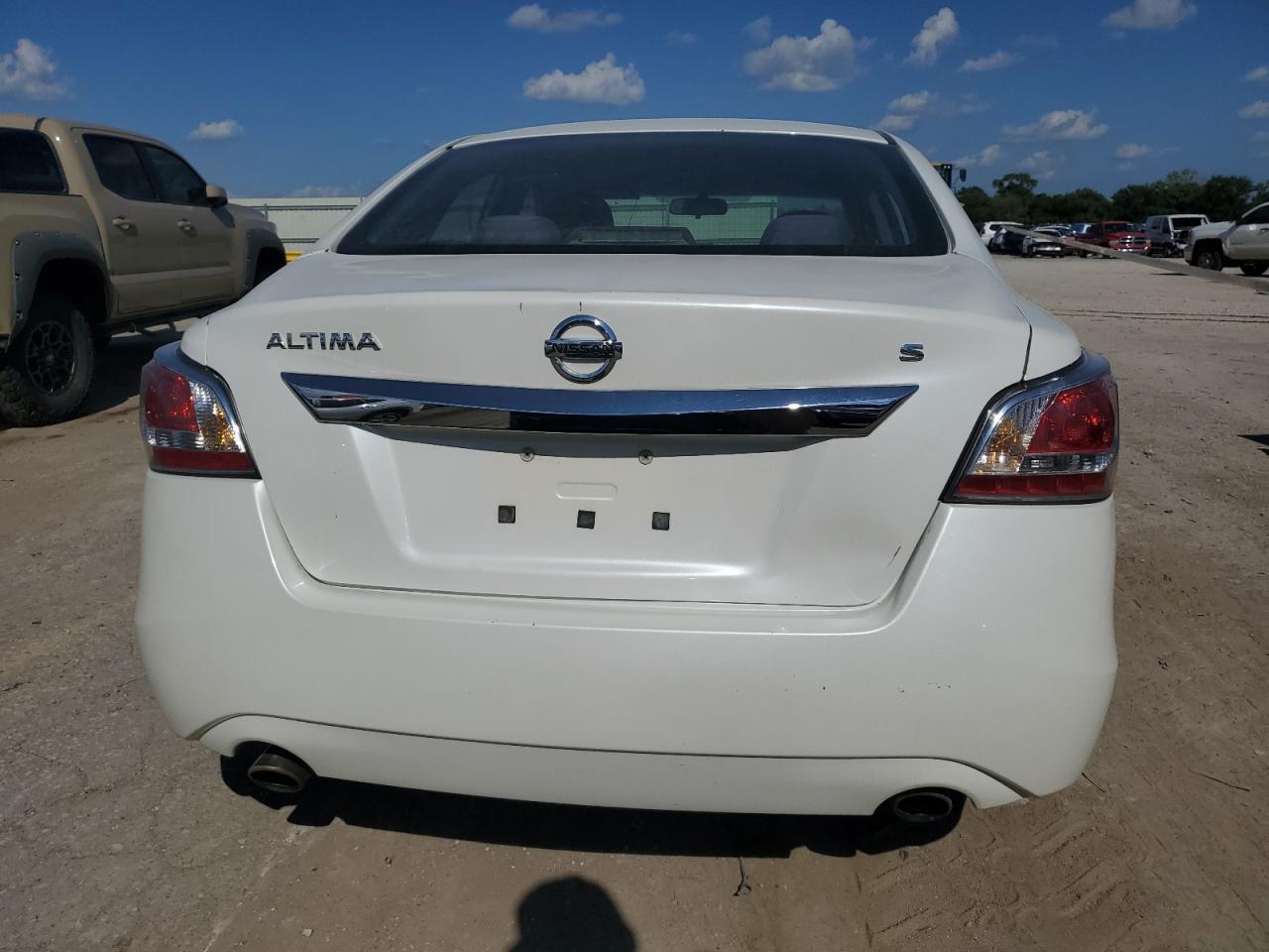 2015 Nissan Altima 2.5 - Фото 6