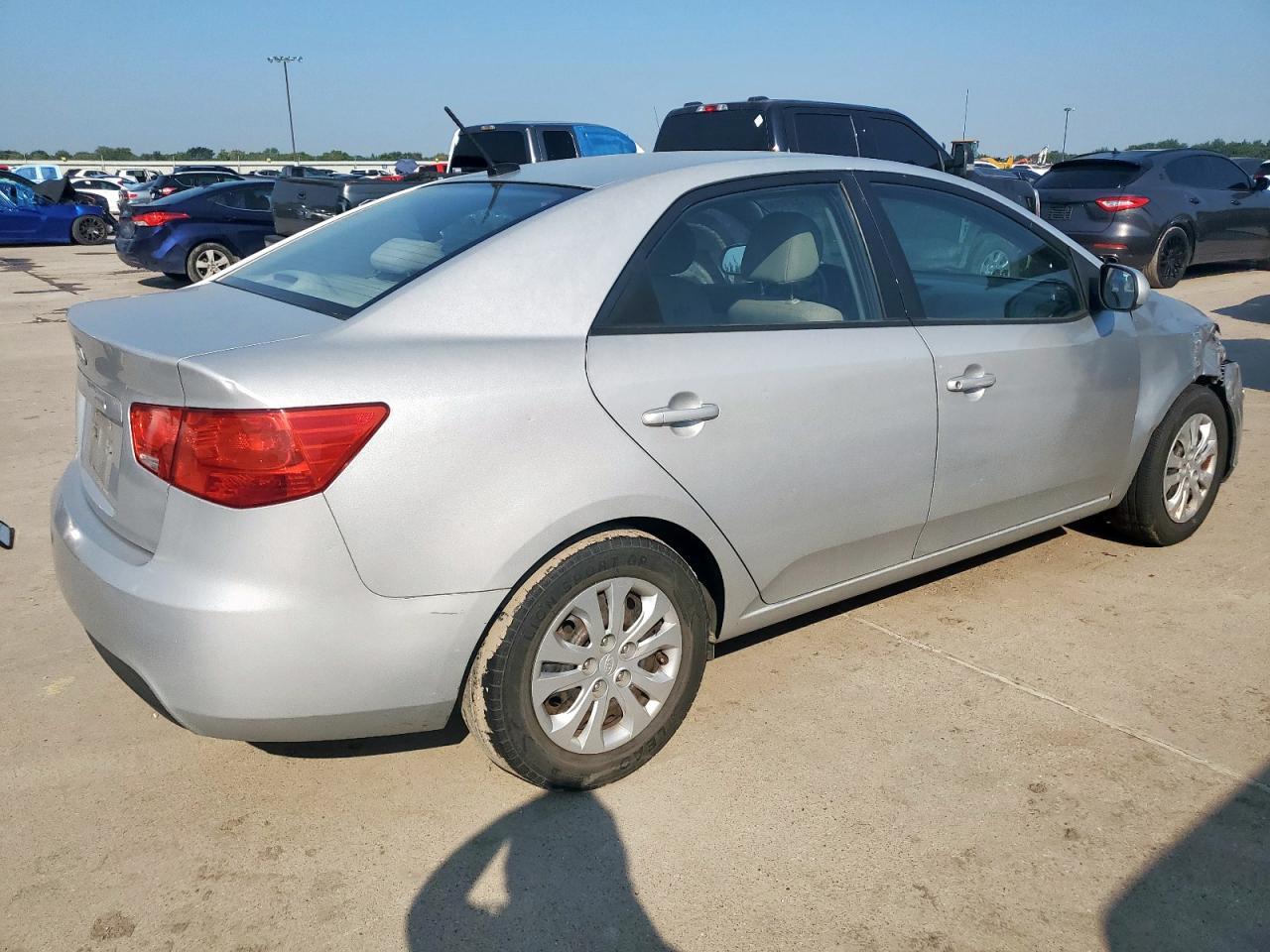 2010 Kia Forte Lx - Image 3