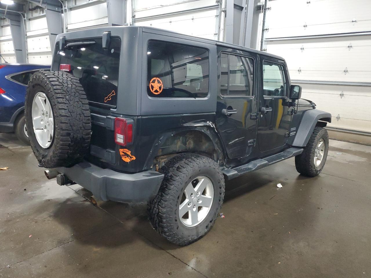 2012 Jeep Wrangler Unlimited Sport - Фото 3