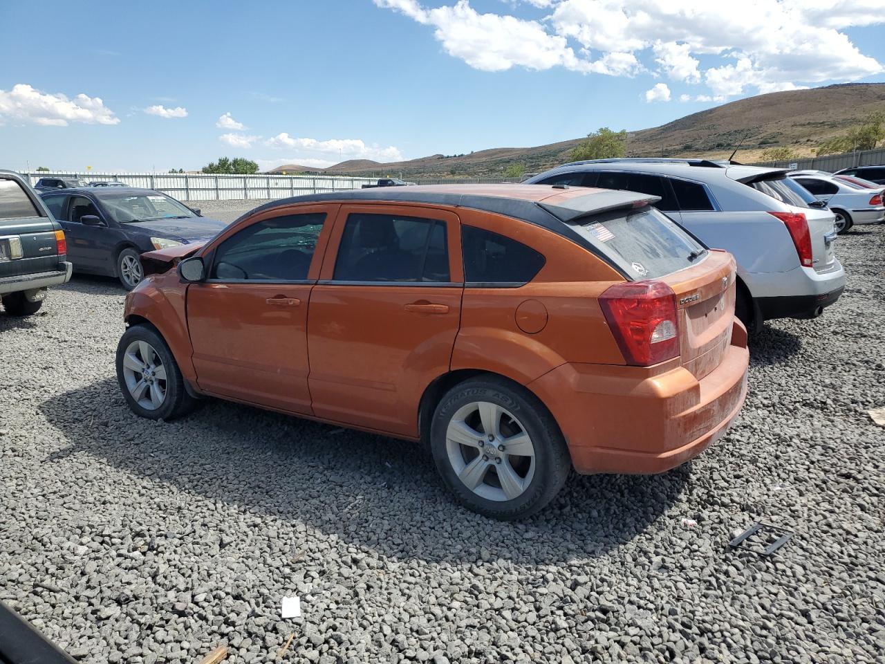 2011 Dodge Caliber Mainstreet - Image 2