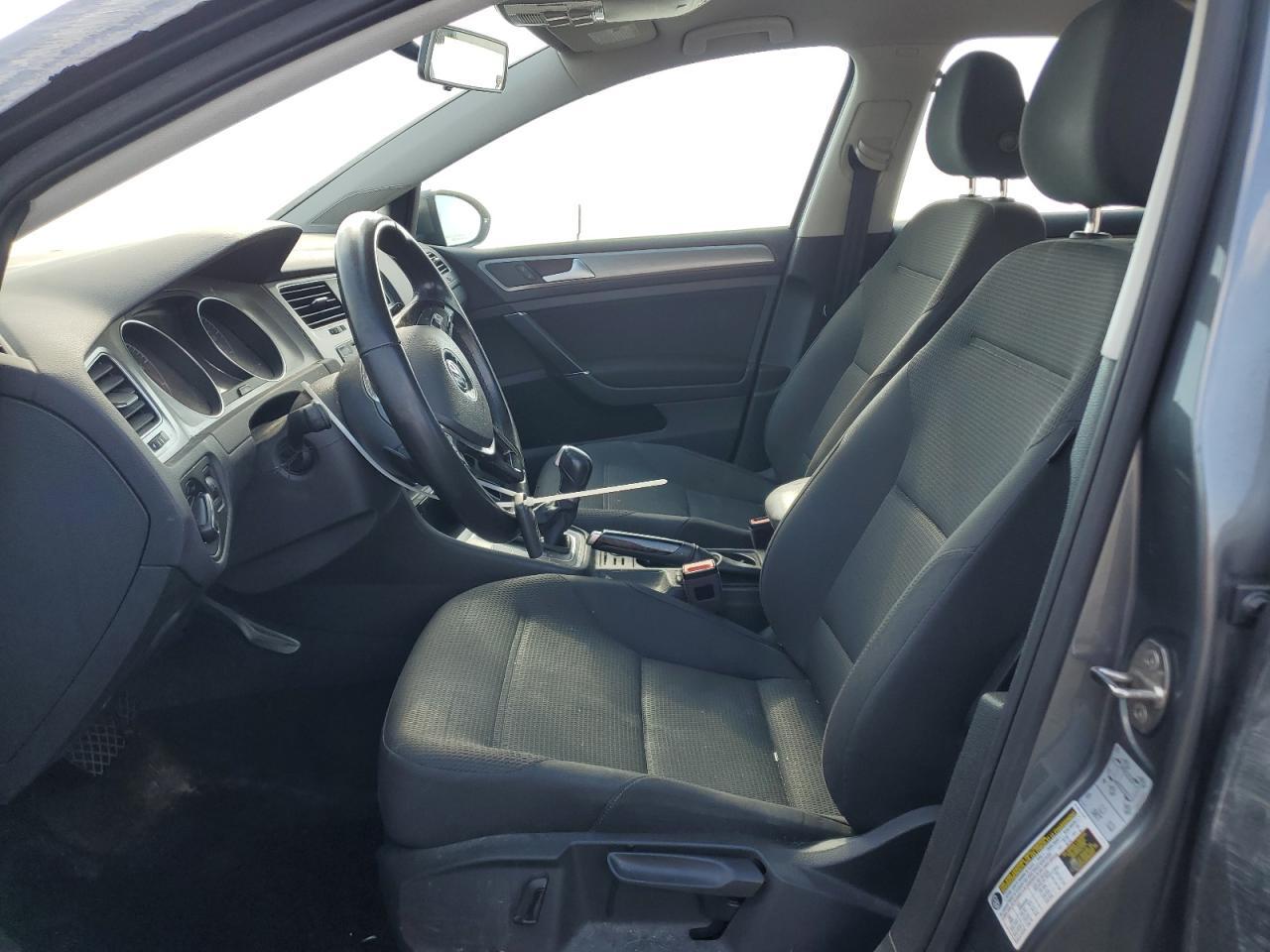 2017 Volkswagen Golf S - Image 7