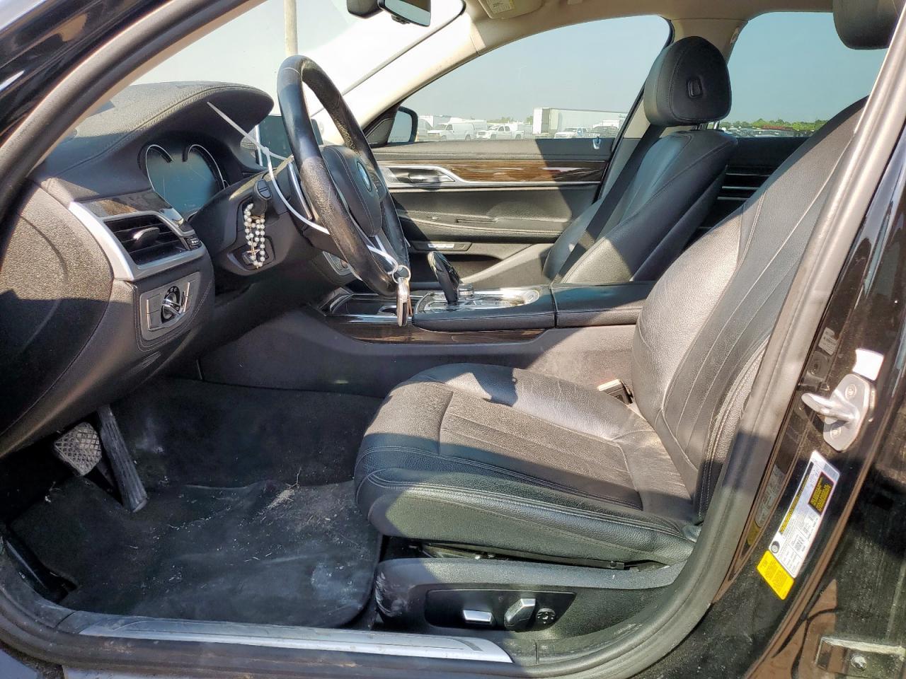 2018 BMW 740 I - Image 7