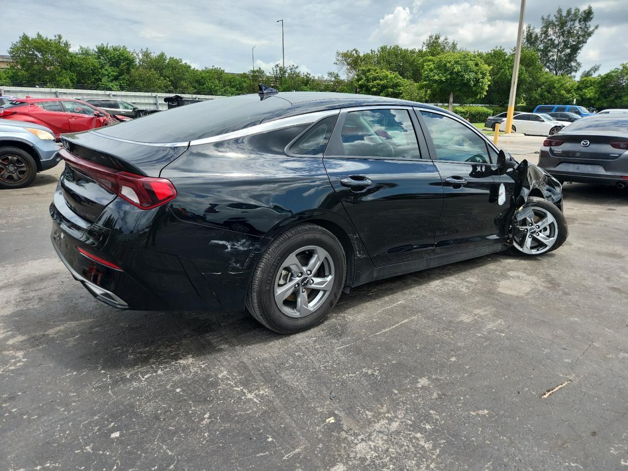 2024 Kia K5 Lxs - Image 3