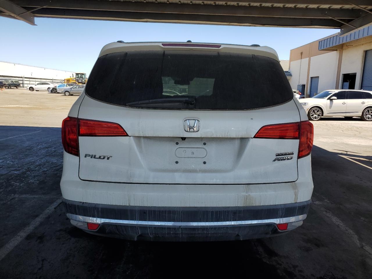 2017 Honda Pilot Touring - Фото 6