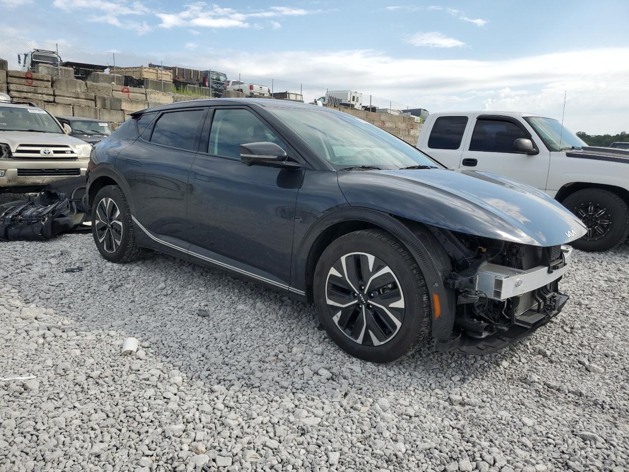 2024 Kia Ev6 Light - Image 4