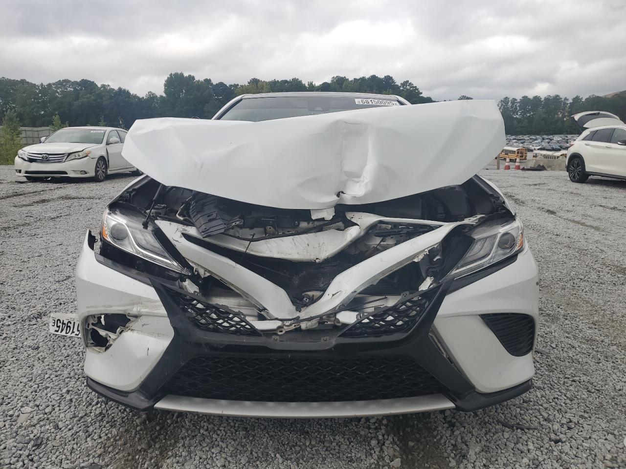 2020 Toyota Camry Xse - Фото 5