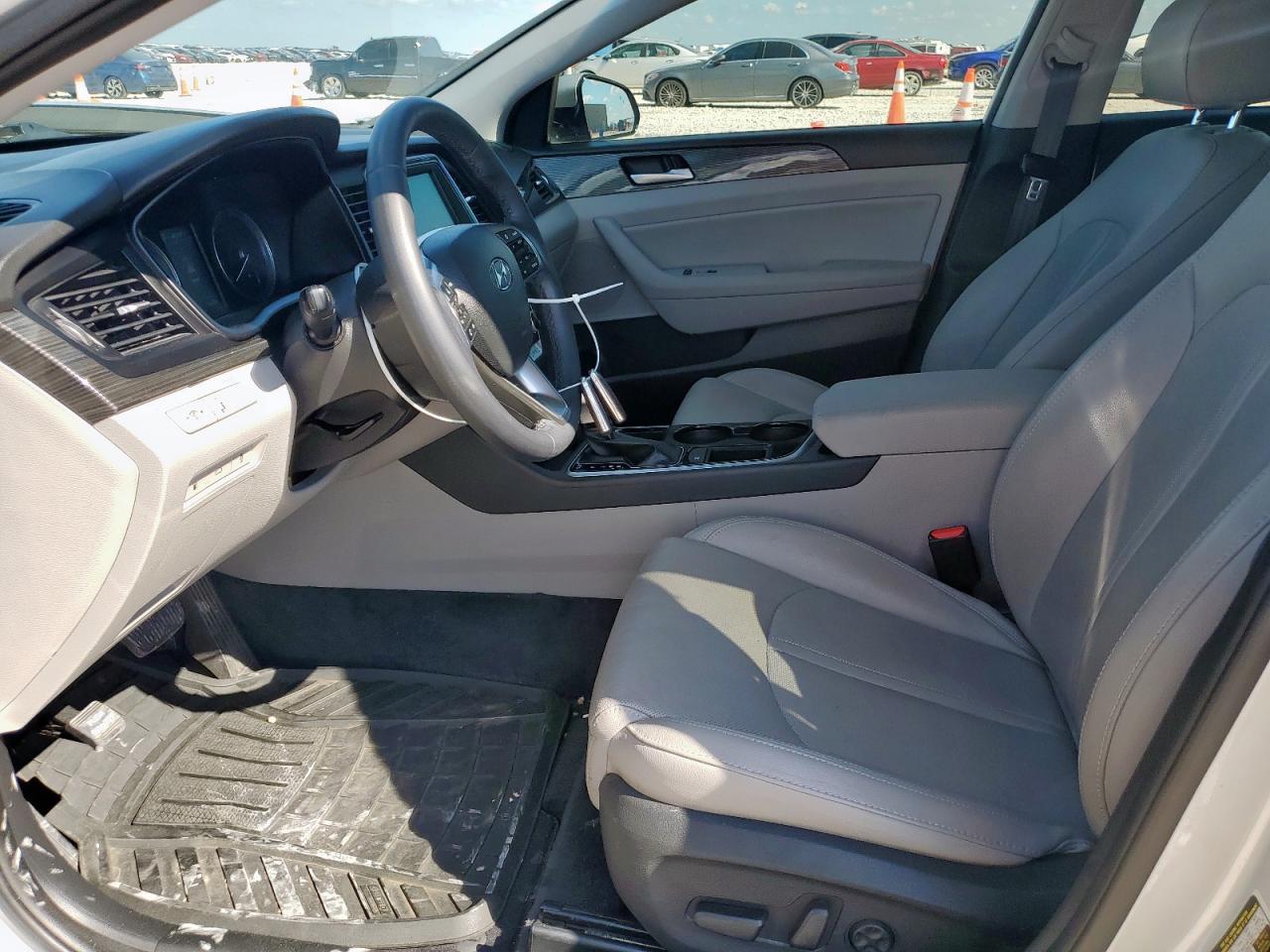 2018 Hyundai Sonata Sport - Image 7