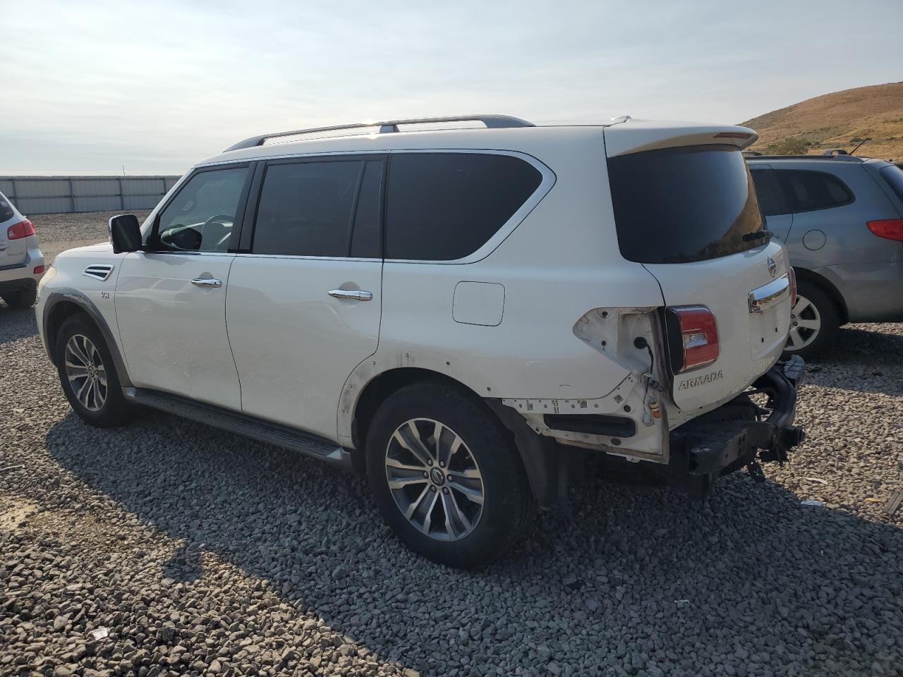 2017 Nissan Armada Sv - Фото 2