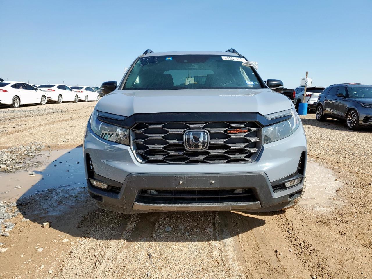 2022 Honda Passport Trail Sport - Image 5