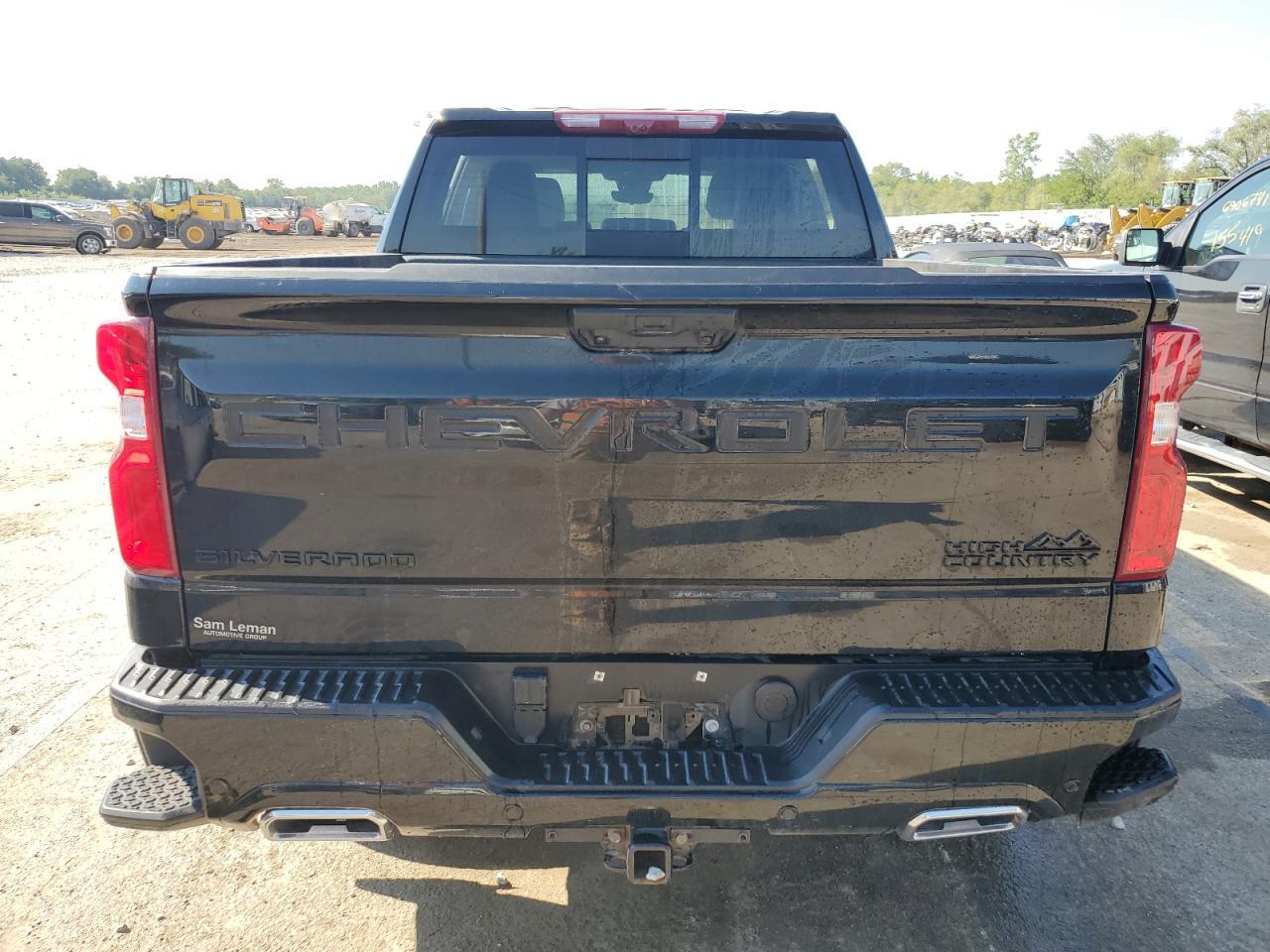 2025 Chevrolet Silverado K1500 High Country - Image 6