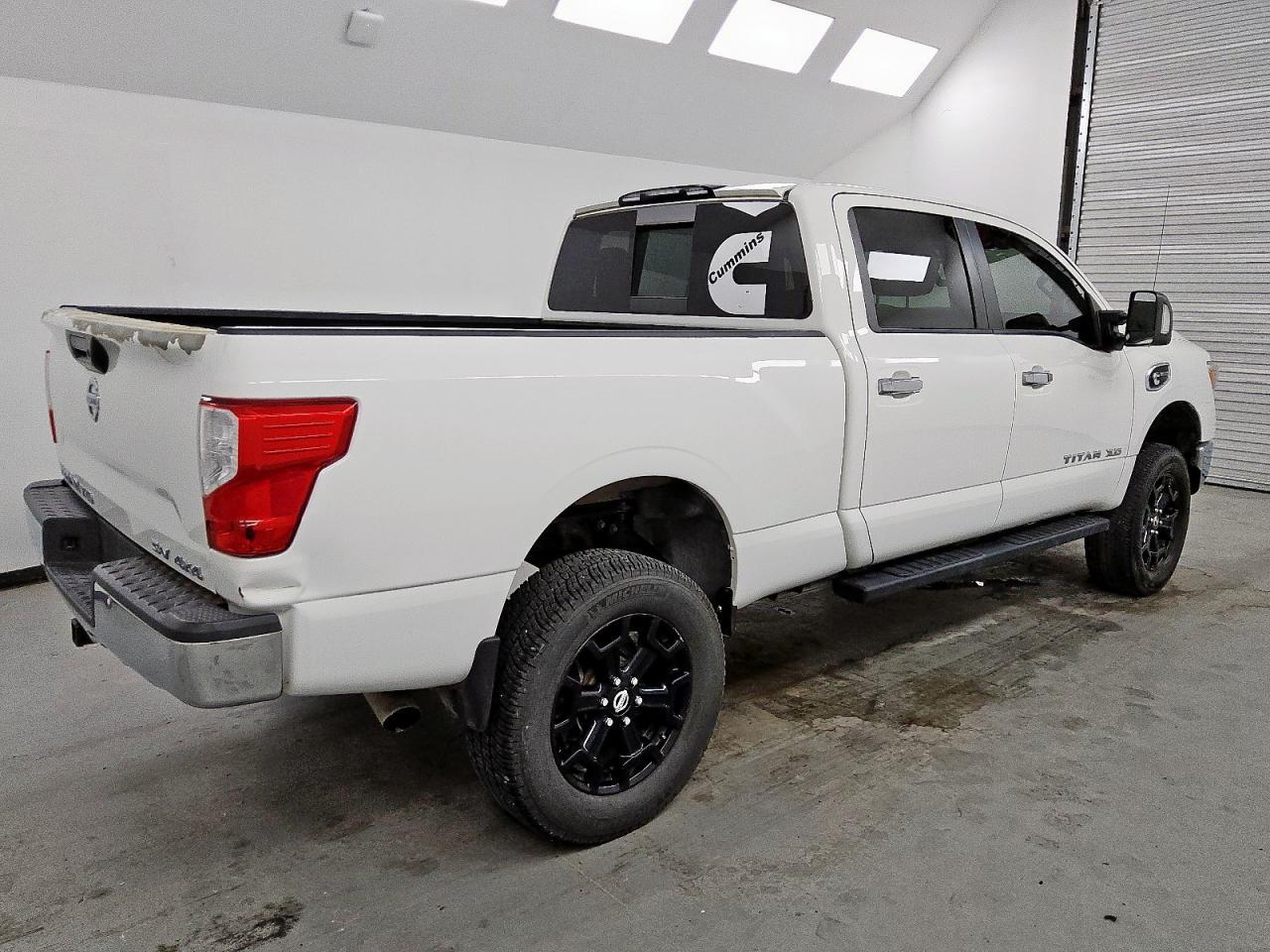 2017 Nissan Titan Xd Sv - Фото 3