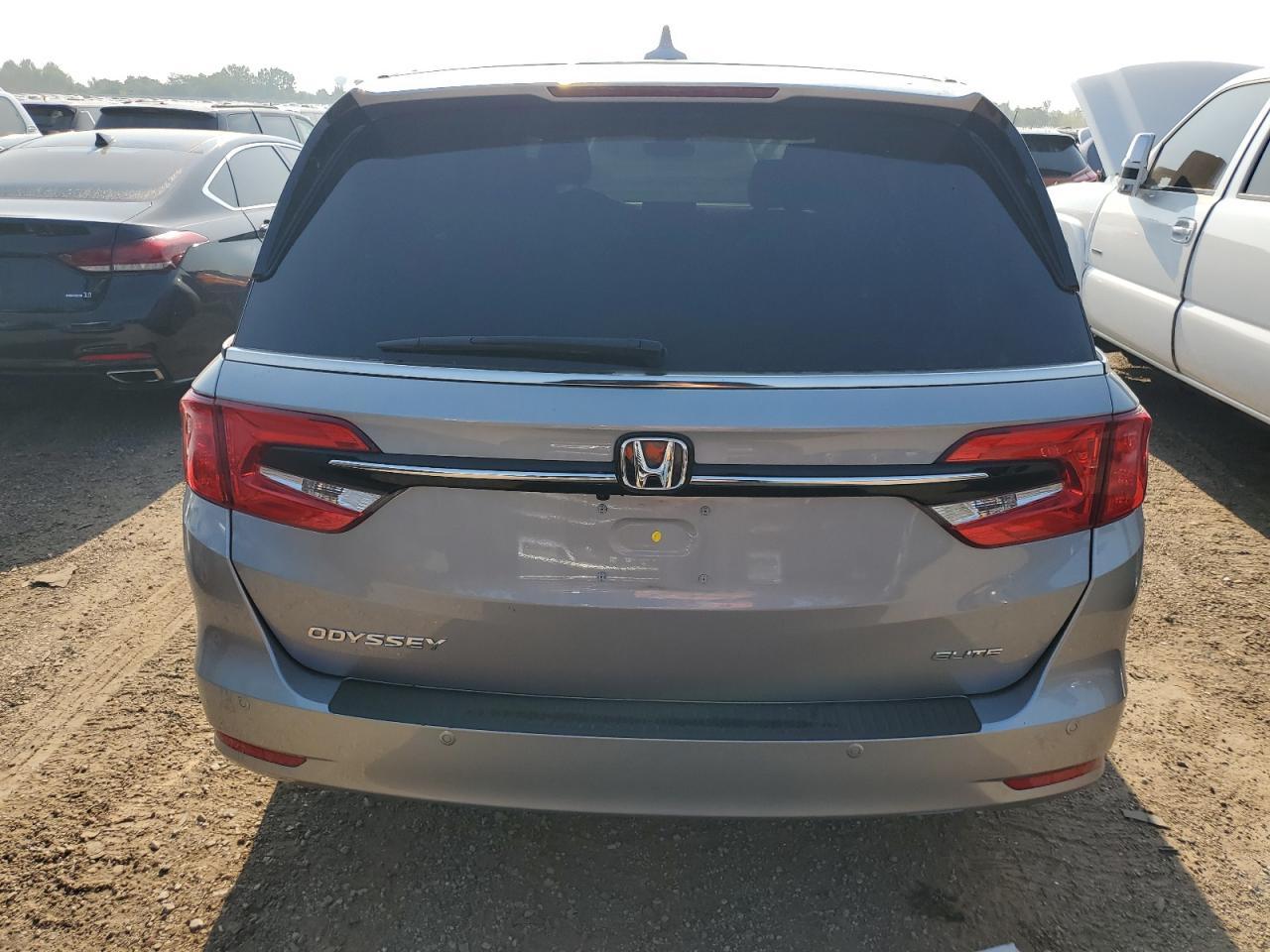 2024 Honda Odyssey Elite - Image 6