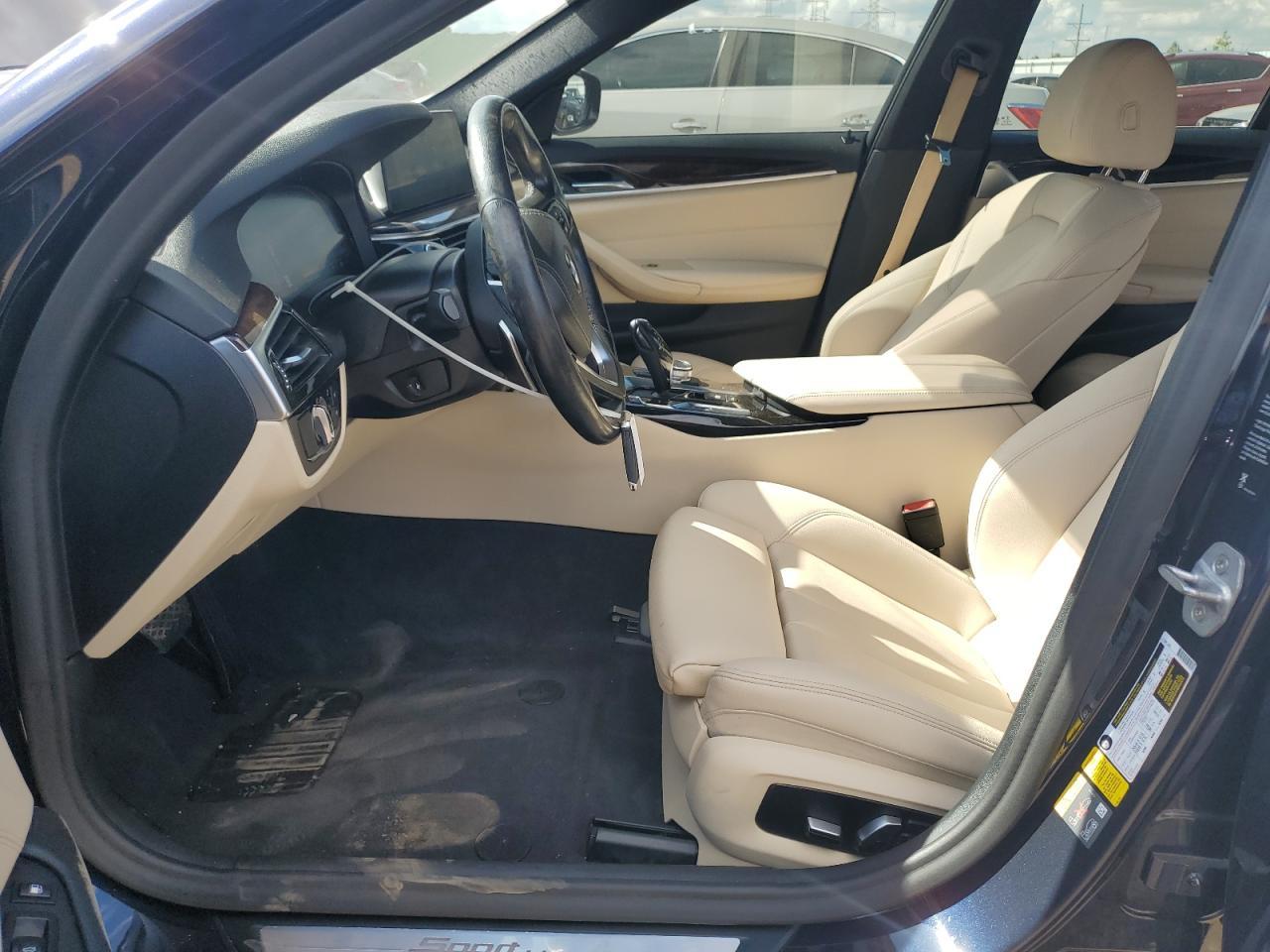 2020 BMW 530Xe - Фото 7