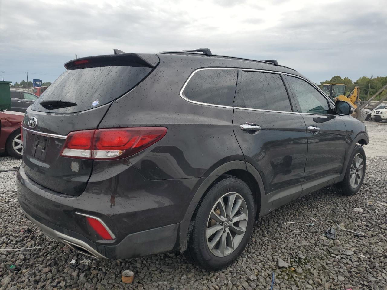 2017 Hyundai Santa Fe Se - Фото 3