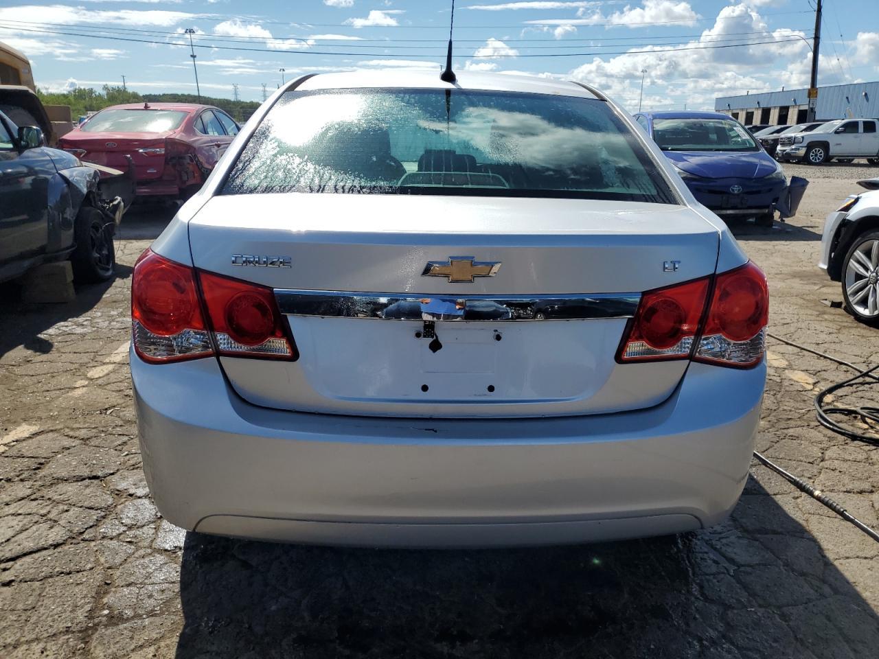 2011 Chevrolet Cruze Ls - Фото 6