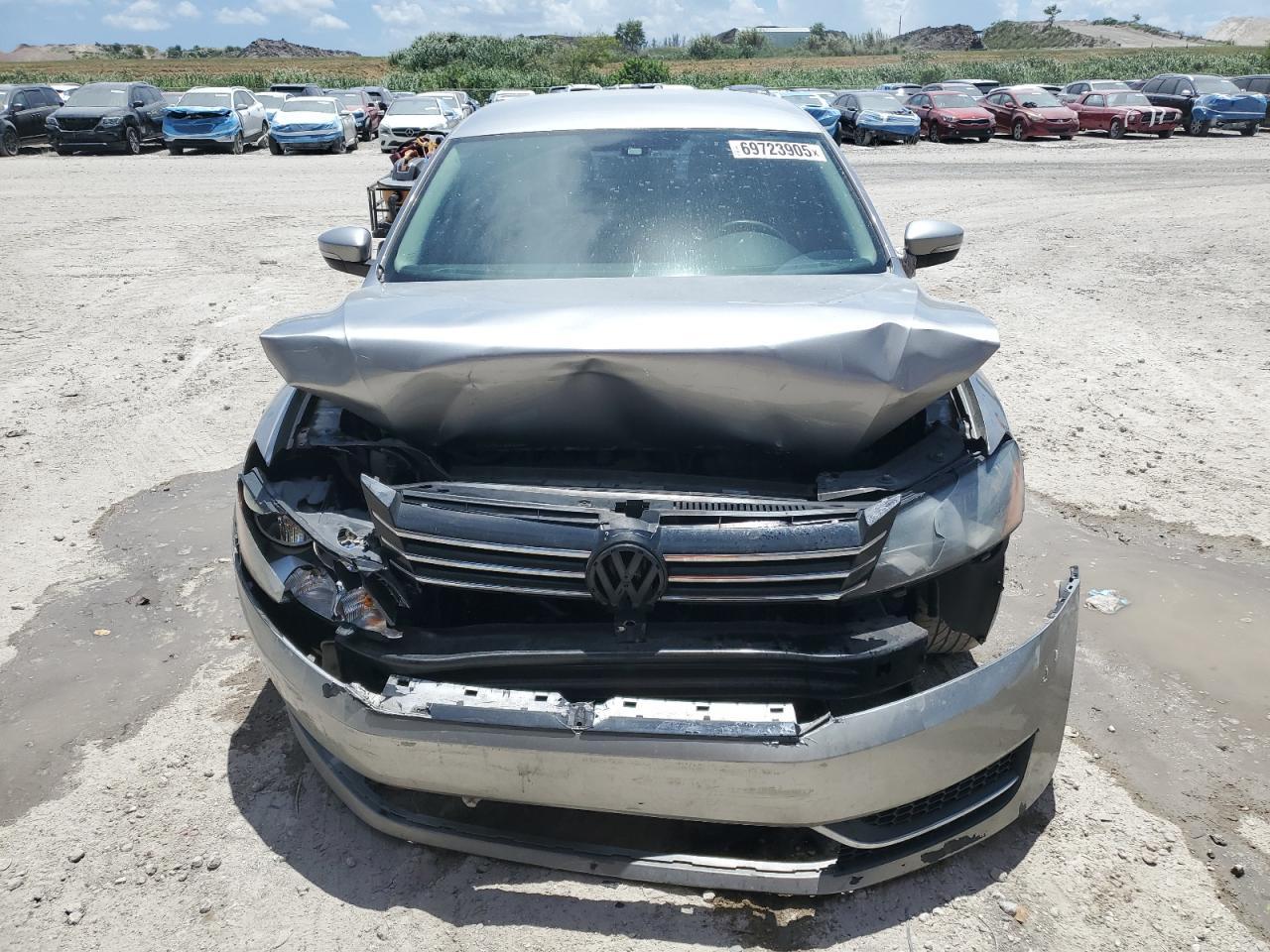 2014 Volkswagen Passat Se - Image 5