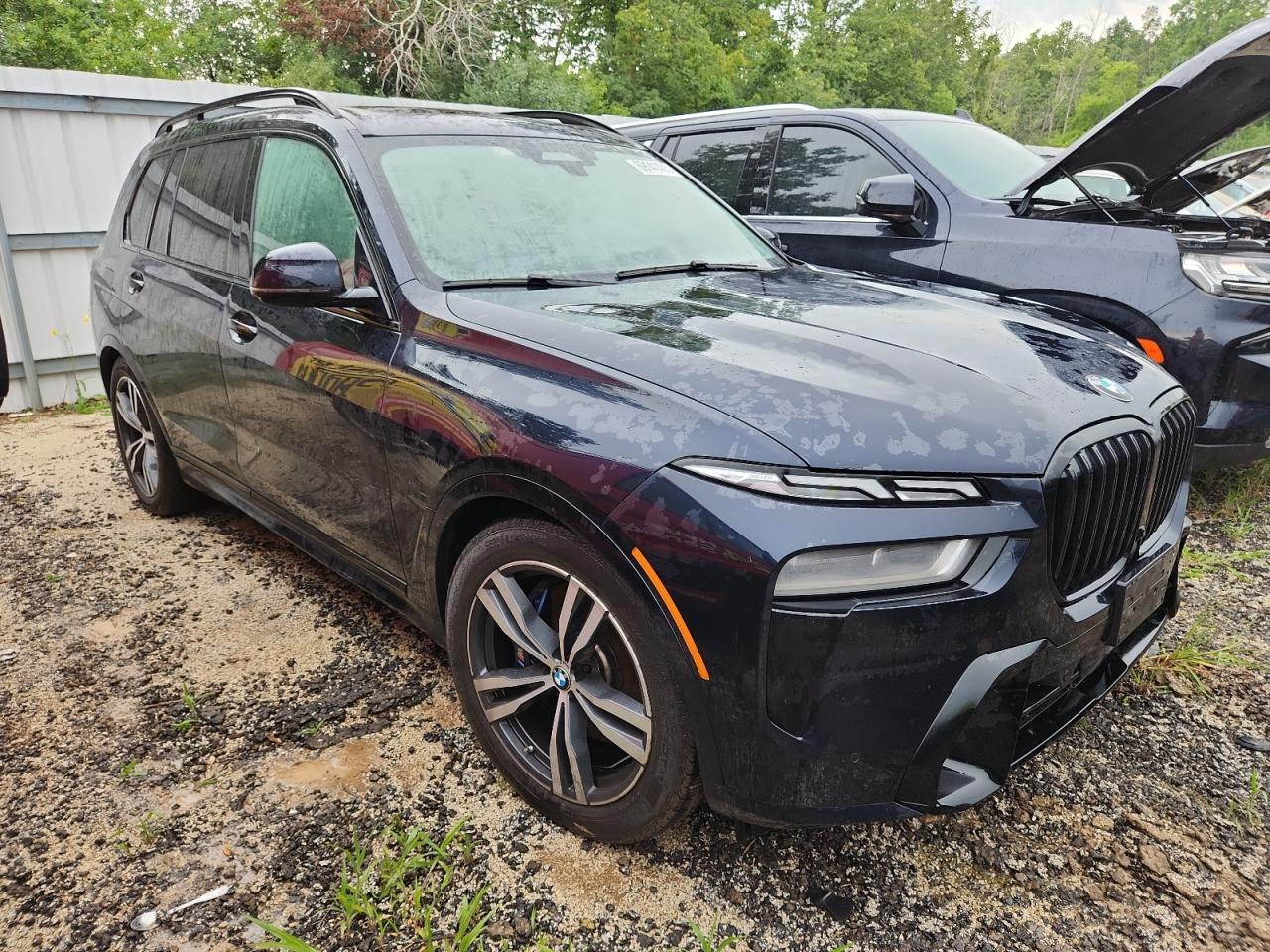 2025 BMW X7 xDrive40I - Фото 4