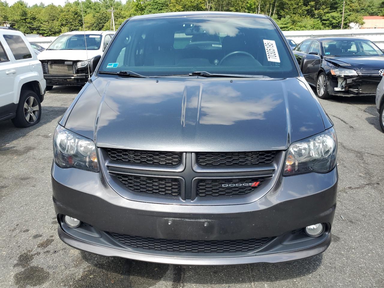 2016 Dodge Grand Caravan R/T - Фото 5