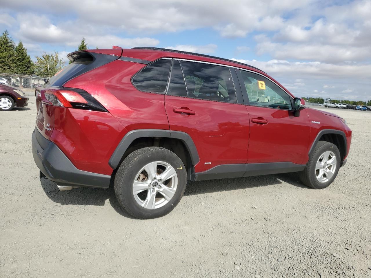 2021 Toyota Rav4 Le - Image 3