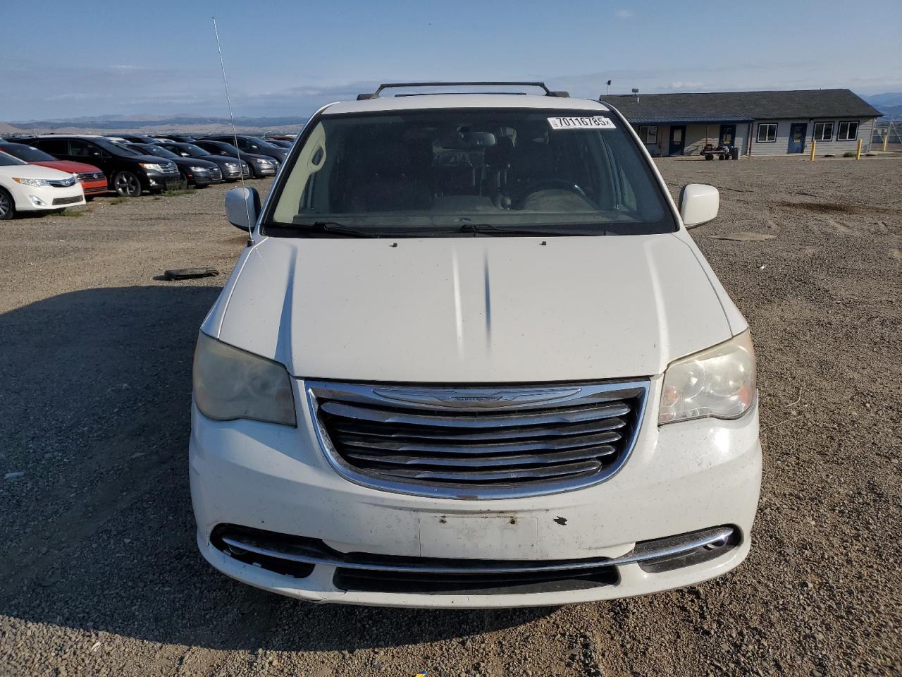 2013 Chrysler Town & Country Touring - Image 5