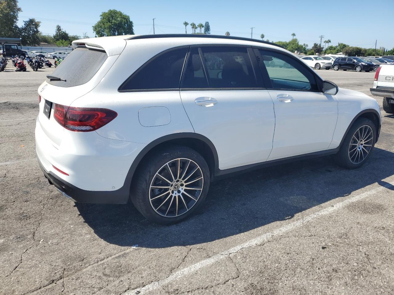 2021 Mercedes-Benz Glc 300 - Фото 3