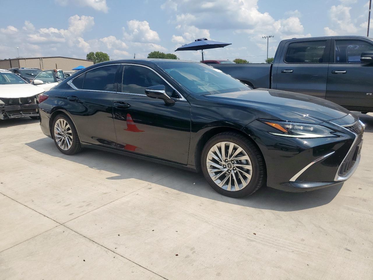 2022 Lexus Es 350 Base - Image 4