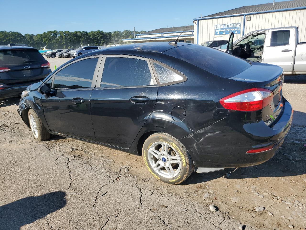 2018 Ford Fiesta Se - Фото 2