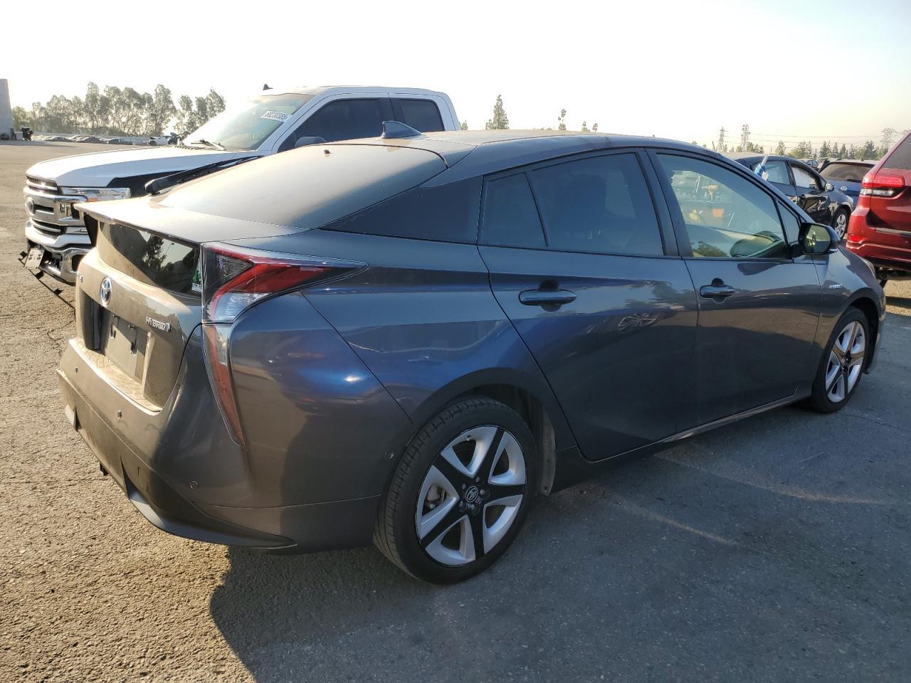 2017 Toyota Prius - Image 3