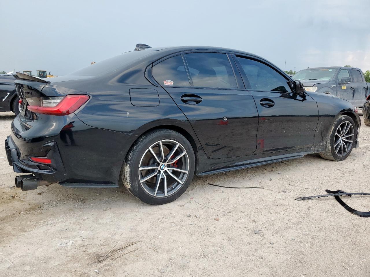 2020 BMW 330I - Фото 3