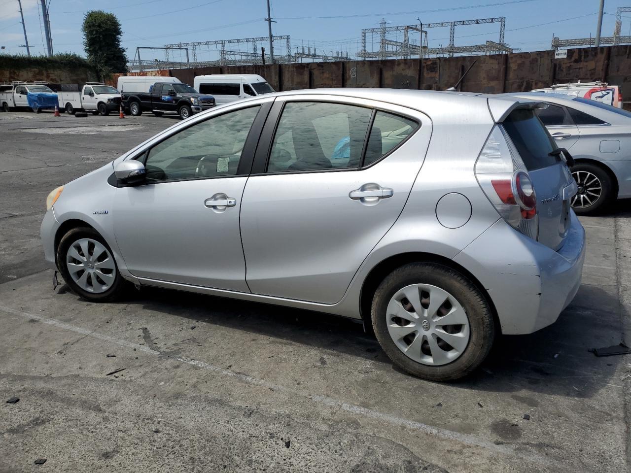 2013 Toyota Prius C - Image 2