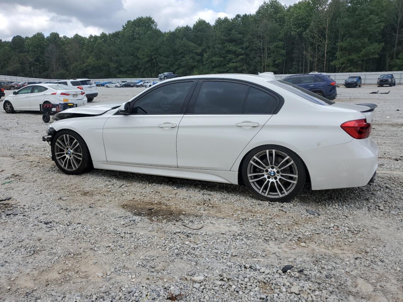 2016 BMW 340 Xi - Фото 2
