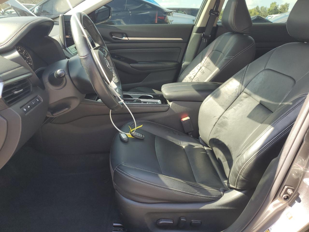 2023 Nissan Altima Sl - Image 7