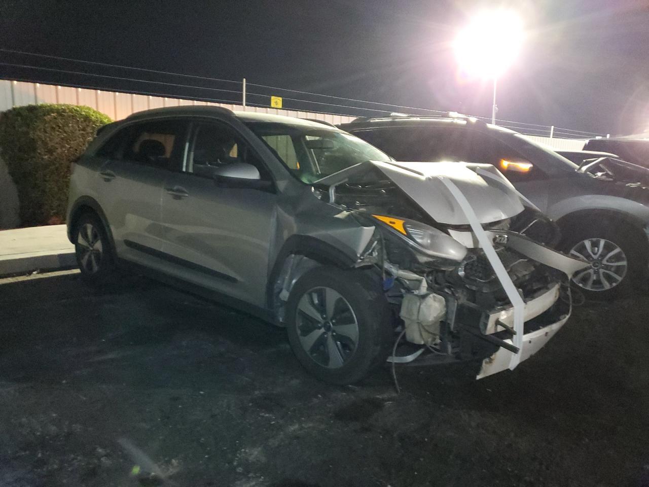 2018 Kia Niro Fe - Image 4