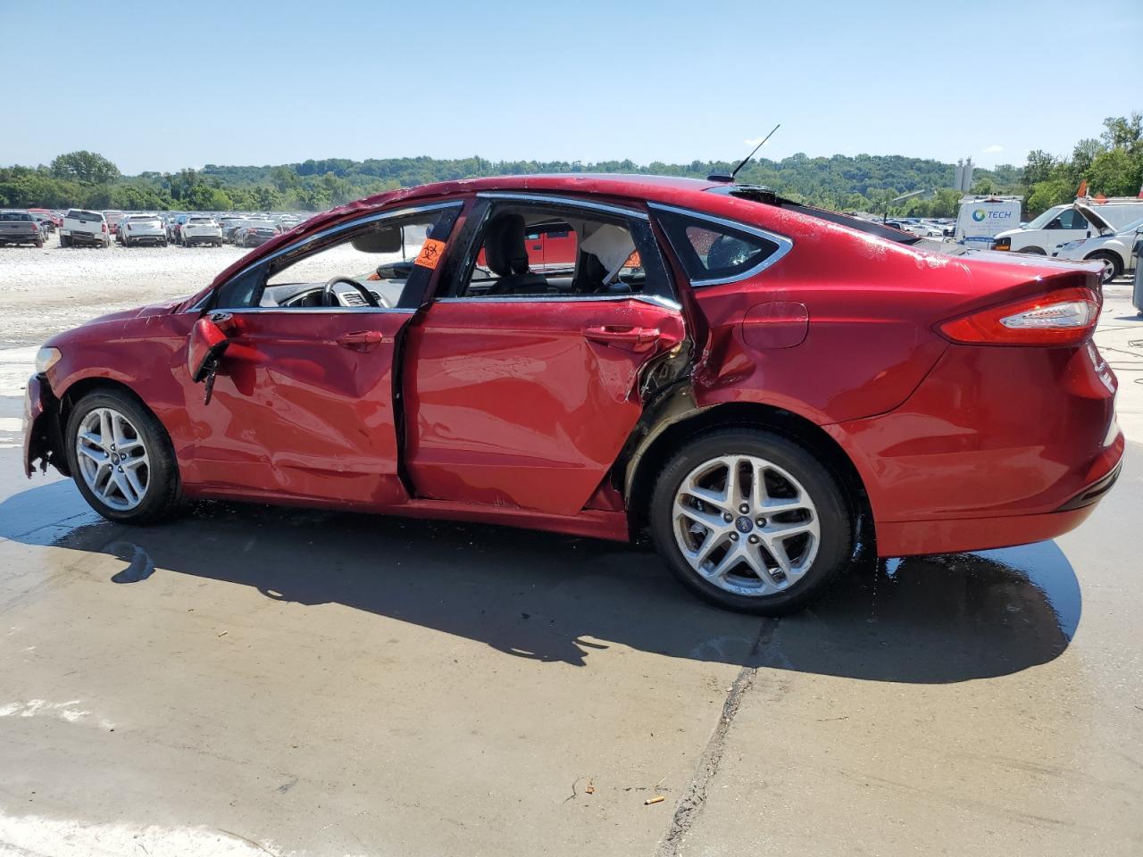 2014 Ford Fusion Se - Фото 2