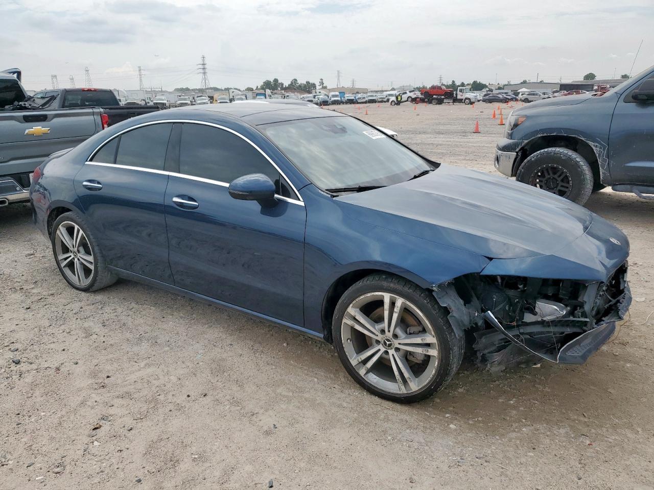2021 Mercedes-Benz Cla 250 - Фото 4