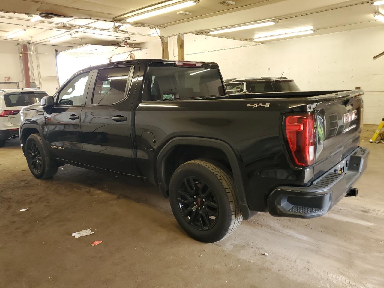 2023 GMC Sierra K1500 - Image 2
