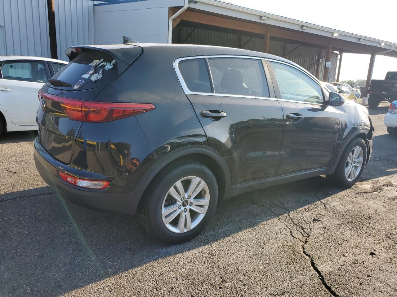 2017 Kia Sportage Lx - Image 3