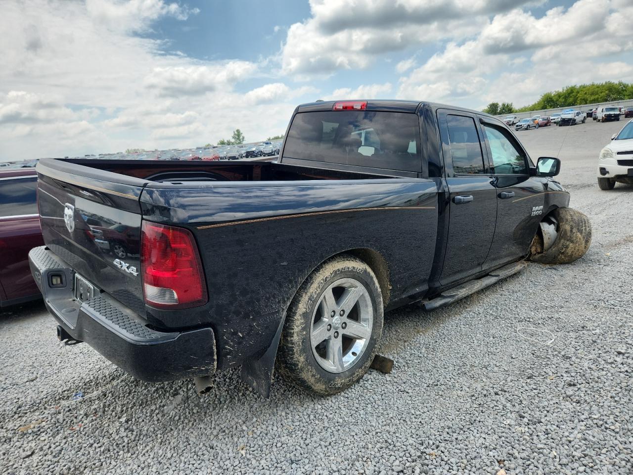 2015 Ram 1500 St - Фото 3
