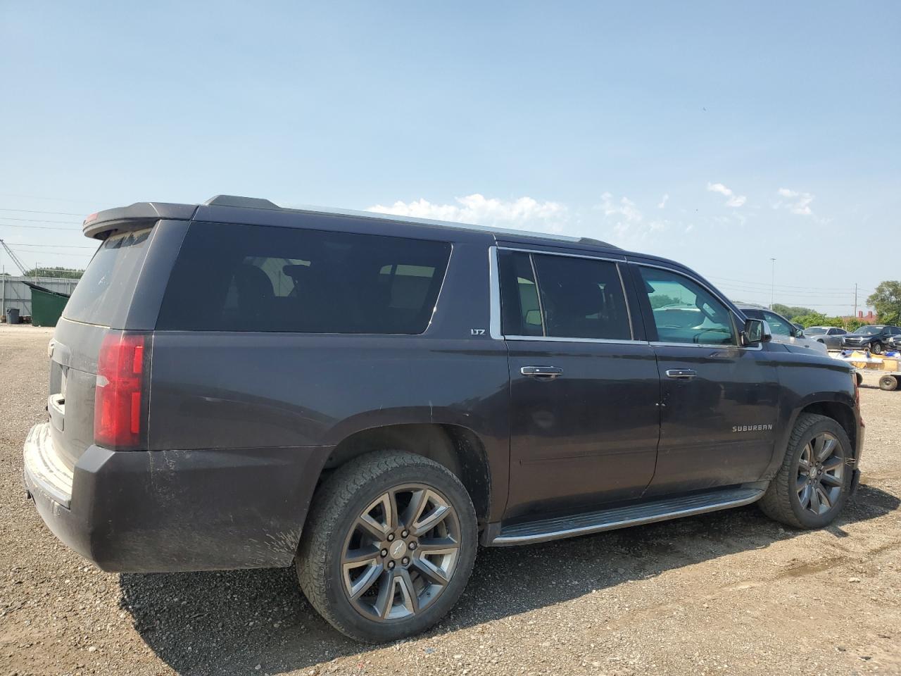 2015 Chevrolet Suburban K1500 Ltz - Фото 3