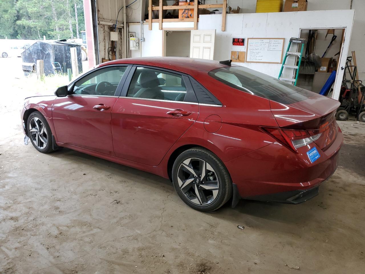 2023 Hyundai Elantra Limited - Image 2