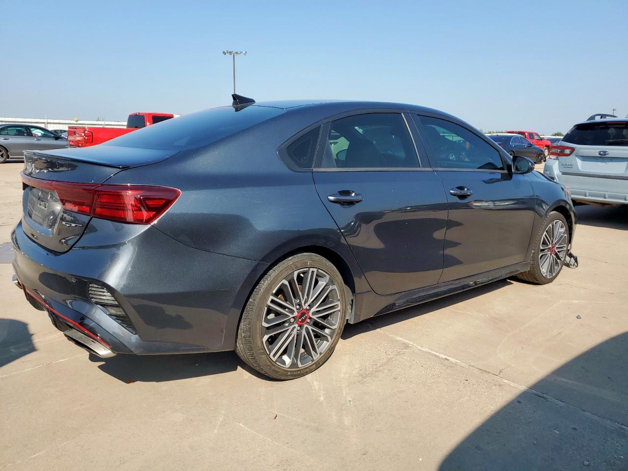 2024 Kia Forte Gt - Фото 3